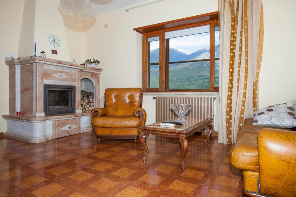 Villa Attilio Balsorano Vecchio Εξωτερικό φωτογραφία
